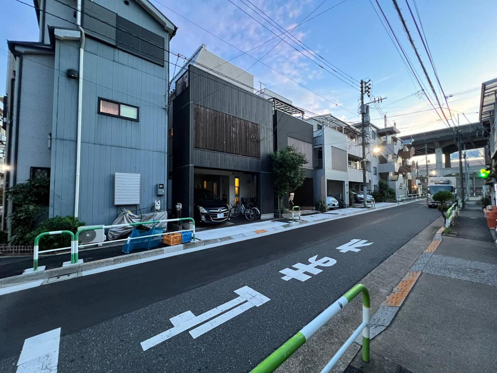R-akabane House * Tokyo
